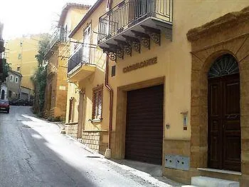 Palazzo Bibirria 3* أغريجنتو