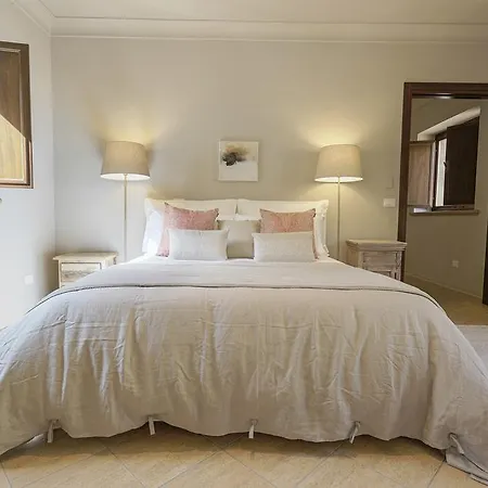 ベッド・アンド・ブレックファスト Palazzo Bibirria 2*