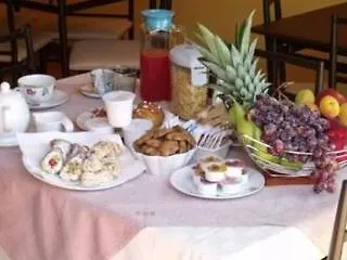 ベッド・アンド・ブレックファスト Palazzo Bibirria