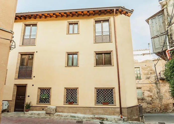 Palazzo Bibirria Alojamento de Acomodação e Pequeno-almoço Agrigento